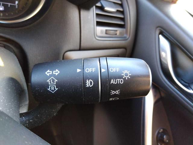 ＣＸ－５ ＸＤ　社外ナビ　フルセグＴＶ　ＣＤ・ＤＶＤ　ラジオ　Ｂｌｕｅｔｏｏｔｈ　バックカメラ・フロントカメラ・サイドカメラ　ＥＴＣ　シートヒーター　パワーシート　衝突軽減ブレーキ　ルーフＢＯＸ　純正ＢＯＳＥスピーカ（26枚目）