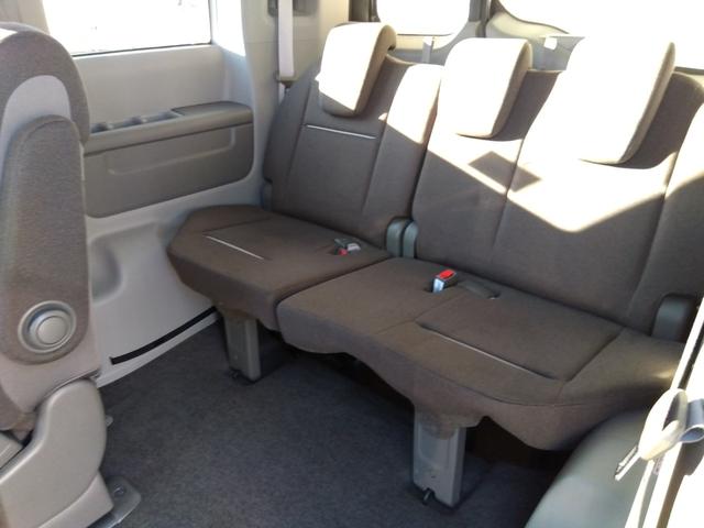 ステップワゴン Ｇ　ホンダセンシング　ワンオーナー　４ＷＤ　純正ナビ　フルセグＴＶ　ＣＤ・ＤＶＤ　ラジオ　Ｂｌｕｅｔｏｏｔｈ　バックカメラ　ＥＴＣ　ホンダセンシング　シートヒーター　アイドリングストップ　両側パワースライドドア（42枚目）