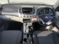 žʲβǤå⥭쥤ʾ֤ǤΥåդ⳰ݡ٤սޤǥ꡼˥󥰤Ƥޤ 4