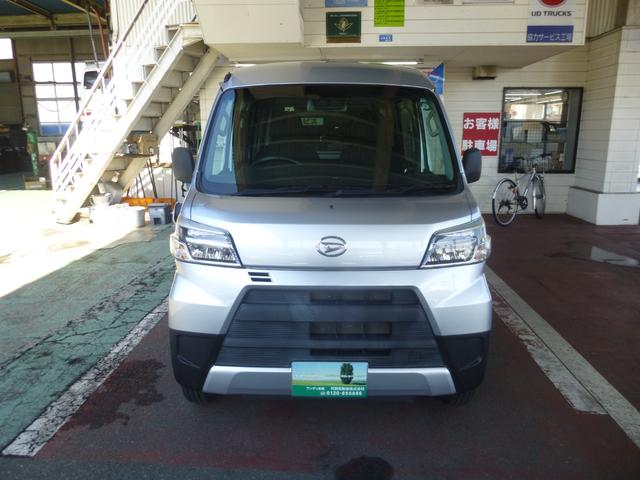 ハイゼットカーゴ ＤＸ　ＳＡＩＩＩ　パートタイム４ＷＤ　パワステ　前席パワーウィンドウ　ＡＢＳ　エアバック　社外ナビ　バックカメラ　ＥＴＣ（3枚目）