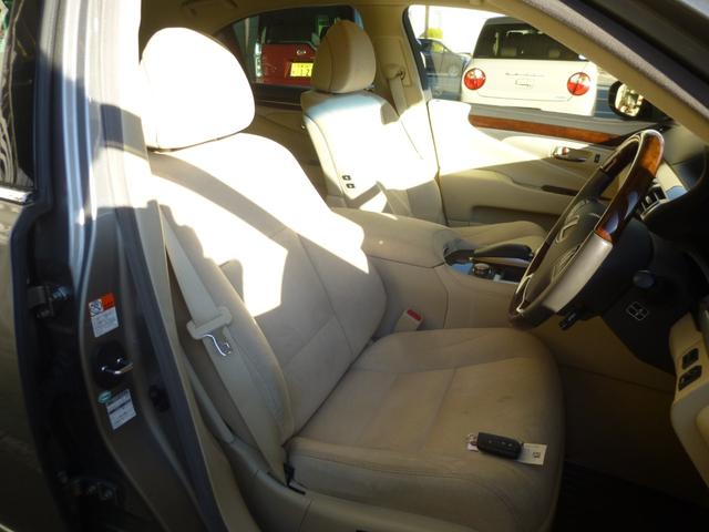 LS LS460 純正ナビ フルセグ DVD ブルーレイ バックカメラ ETC イモビライザー スマートキー&プッシュスタート Pシート クルコン コーナーセンサー サンルーフ(11枚目)