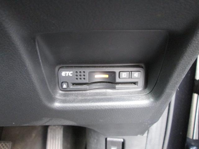 24G 4WD 純HDナビ1セグBカメラ スマート鍵 WAC(9枚目)