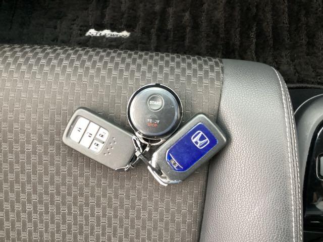ステップワゴンスパーダ スパーダハイブリッドＧ・ＥＸホンダセンシング　フルセグナビ／ブルートゥース　　　　　　　　　　　　　　　　　　　　　　　　　　ドラレコ（前後）　純正エンスタ　全周囲カメラ（フロント／サイド／リア）　シートヒーター（前席）ホンダセンシング（23枚目）