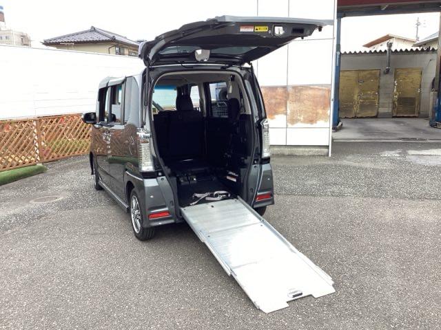 Ｎ－ＢＯＸ＋カスタム Ｇ車いす仕様車　フルセグナビ／ブルートゥース　ドライブレコーダー（前）　安心パッケージ　ＨＩＤヘッドライト　片側パワースライド　ＡＷ純正（20枚目）