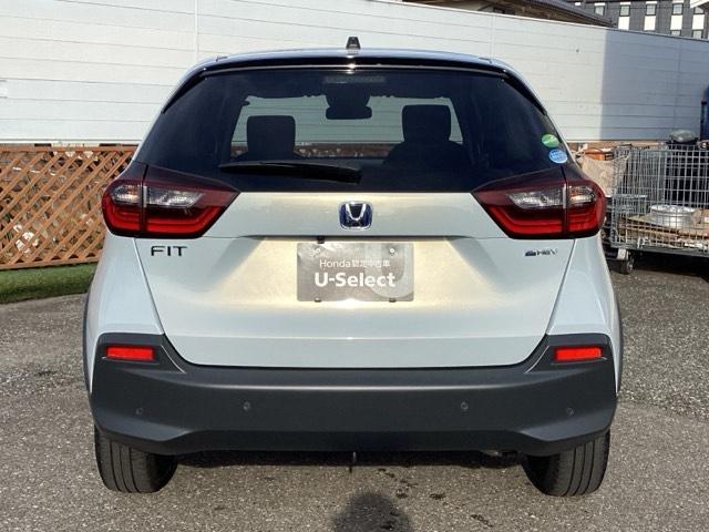 フィット e:HEVクロスター 4WD フルセグナビ/ブルートゥース ホンダセンシング LEDヘッドライト(6枚目)