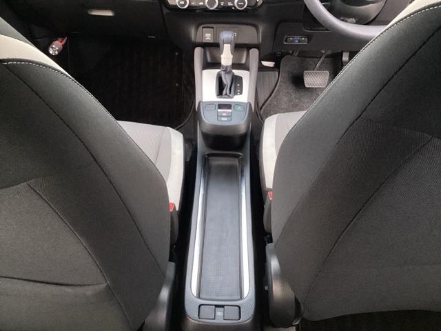 フィット e:HEVクロスター 4WD フルセグナビ/ブルートゥース ホンダセンシング LEDヘッドライト(24枚目)