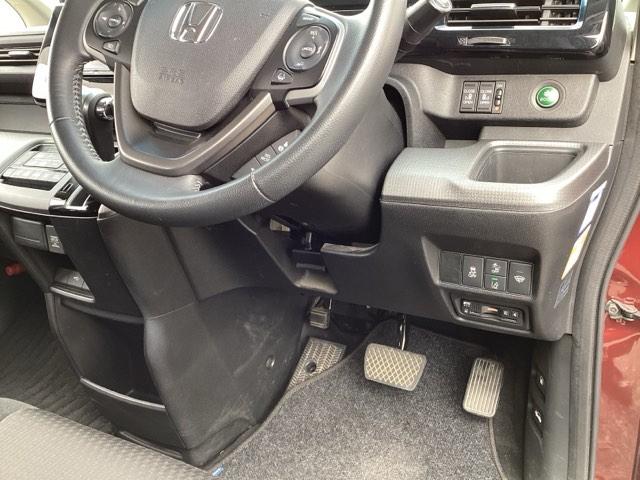 ステップワゴンスパーダ スパーダホンダセンシング フルセグナビ/ブルートゥース ドラレコ(前後) 全周囲カメラ(フロント/サイド/リア)パドルシフト ホンダセンシング LEDヘッド(17枚目)