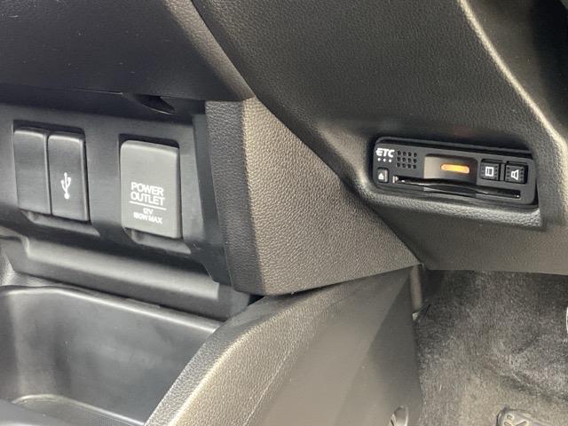 フィット 13G・Lホンダセンシング フルセグナビ/ブルートゥース                          ホンダセンシング LEDヘッド(10枚目)