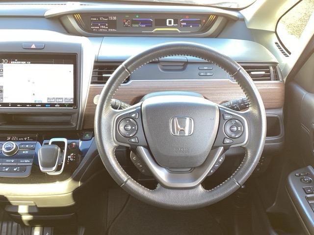 フリード+ハイブリッド ハイブリッド・クロスターホンダセンシング フルセグナビ/ブルートゥース                          シートヒーター(前席) ホンダセンシング LEDヘッド(15枚目)