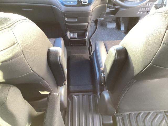 フリード+ハイブリッド ハイブリッド・クロスターホンダセンシング フルセグナビ/ブルートゥース                          シートヒーター(前席) ホンダセンシング LEDヘッド(26枚目)