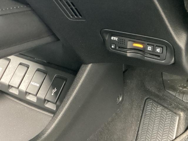 ヴェゼル ハイブリッドZ・ホンダセンシング 4WD フルセグナビ/ブルートゥース シートヒーター(前席) 純正エンジンスターター 電動シート(前席) LEDヘッドライト(11枚目)