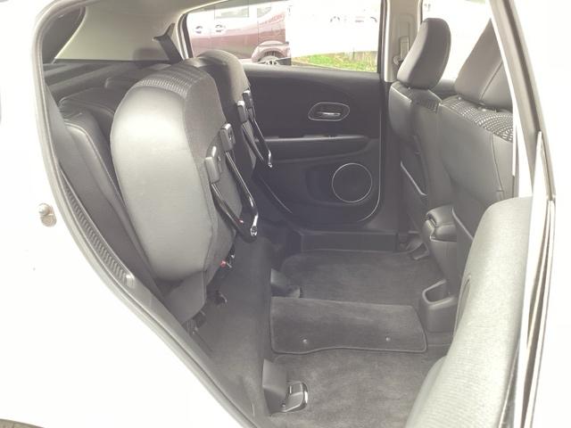 ヴェゼル ハイブリッドZ・ホンダセンシング 4WD フルセグナビ/ブルートゥース シートヒーター(前席) 純正エンジンスターター 電動シート(前席) LEDヘッドライト(17枚目)