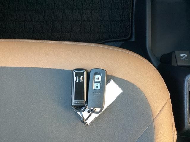 【希望ナンバー】ナンバープレートの４桁の数字もご希望の番号を選んでいただくことが出来ます☆せっかくの愛車を自分だけの愛車にして頂く為にも初めての方もぜひ選んでみませんか？♪