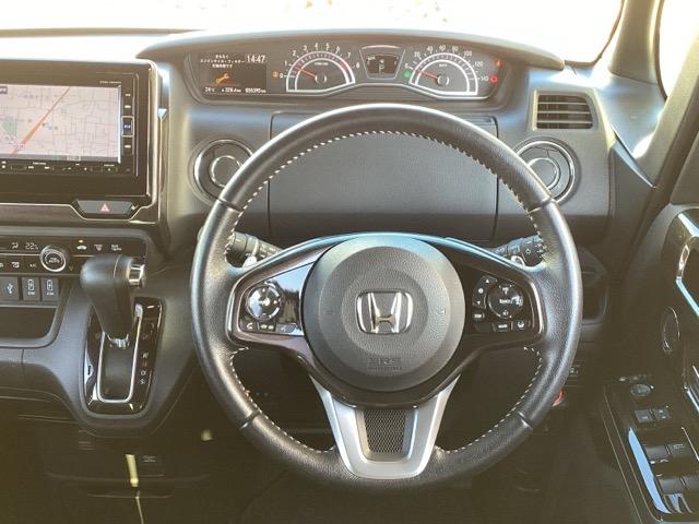 N-BOXカスタム G・Lターボホンダセンシング フルセグナビ/ブルートゥース ドライブレコーダー(前) シートヒーター(前席) パドルシフト LEDヘッドライト オーバーヘッドコンソール(15枚目)