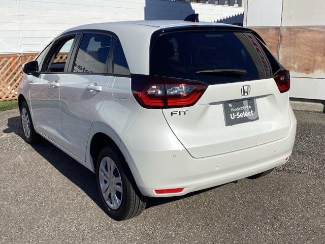 フィット ホーム　４ＷＤ　フルセグナビ／ブルートゥース／ホンダコネクト　ホンダセンシング　ＬＥＤヘッドライト（5枚目）
