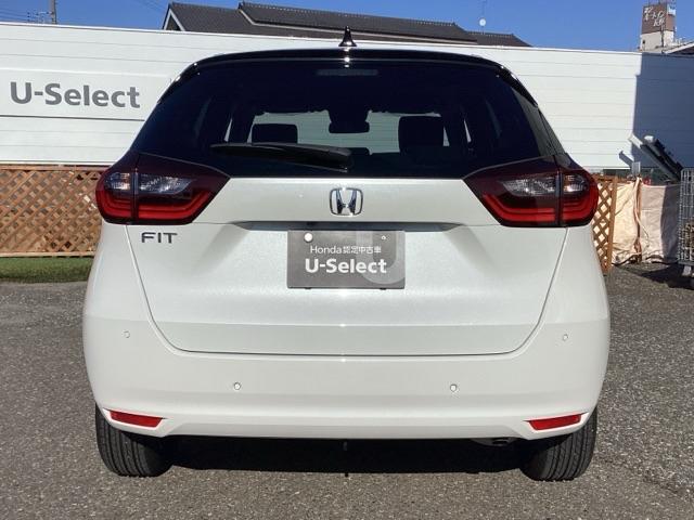 フィット ホーム　４ＷＤ　フルセグナビ／ブルートゥース／ホンダコネクト　ホンダセンシング　ＬＥＤヘッドライト（6枚目）