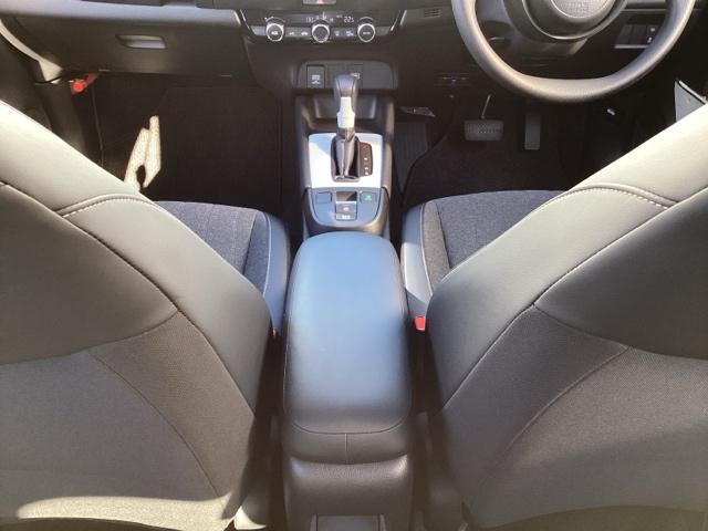 フィット ホーム　４ＷＤ　フルセグナビ／ブルートゥース／ホンダコネクト　ホンダセンシング　ＬＥＤヘッドライト（28枚目）