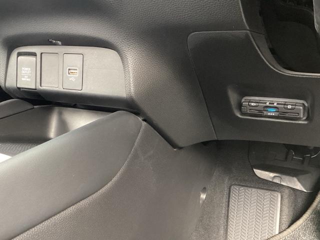 フィット e:HEVホーム 4WD フルセグナビ/ブルートゥース ドライブレコーダー(前後) 純正エンジンスターター ホンダセンシング LEDヘッドライト(10枚目)