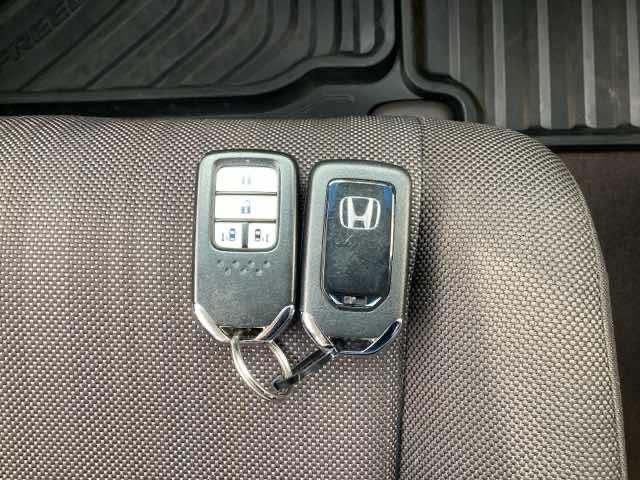 フリード G・ホンダセンシング フルセグナビ/ブルートゥース シートヒーター(前席) ホンダセンシング(21枚目)
