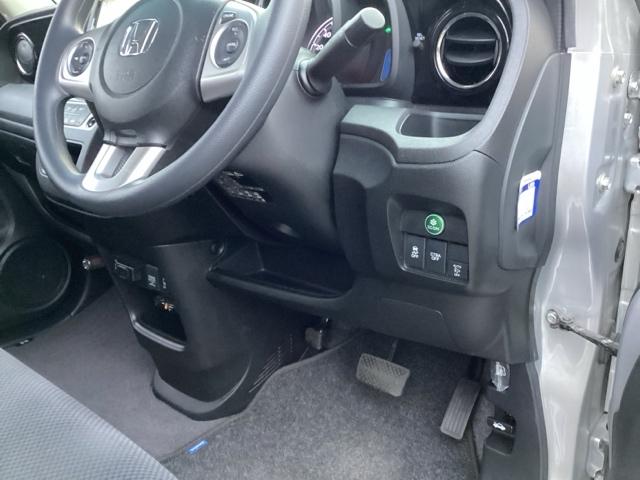 N-ONE ツアラーSSパッケージ フルセグナビ/ブルートゥース シートヒーター(前席) パドルシフト 社外エンスタ 安心パッケージ HIDヘッド(16枚目)