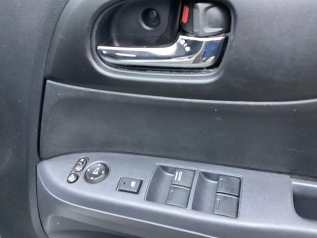 N-ONE ツアラーSSパッケージ フルセグナビ/ブルートゥース シートヒーター(前席) パドルシフト 社外エンスタ 安心パッケージ HIDヘッド(25枚目)