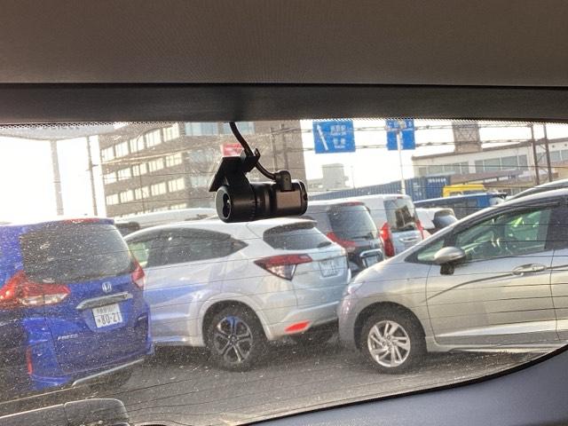 ZR-V e:HEVX フルセグナビ/ブルートゥース/ホンダコネクト ドラレコ(前後) シートヒーター(前席) 全周囲カメラ(フロント/サイド/リア) ホンダセンシング LEDヘッド(35枚目)