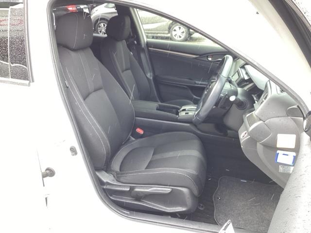 シビック ハッチバック フルセグナビ/ブルートゥース ドラレコ(前) シートヒーター(前席) パドルシフト ホンダセンシング LEDヘッド(11枚目)