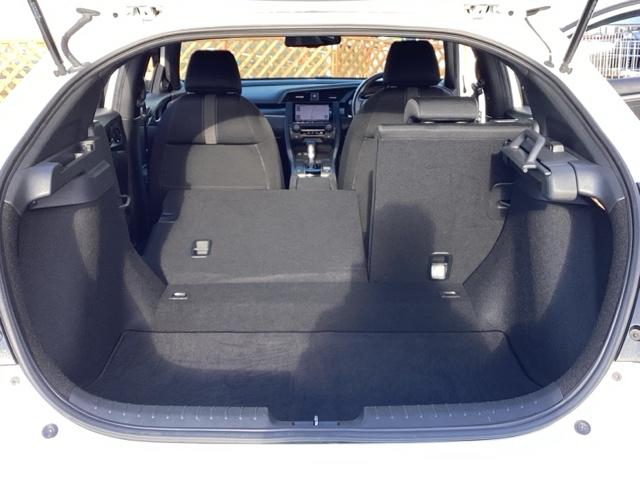 シビック ハッチバック フルセグナビ/ブルートゥース ドラレコ(前) シートヒーター(前席) パドルシフト ホンダセンシング LEDヘッド(19枚目)