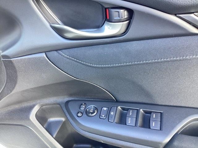 シビック ハッチバック フルセグナビ/ブルートゥース ドラレコ(前) シートヒーター(前席) パドルシフト ホンダセンシング LEDヘッド(26枚目)