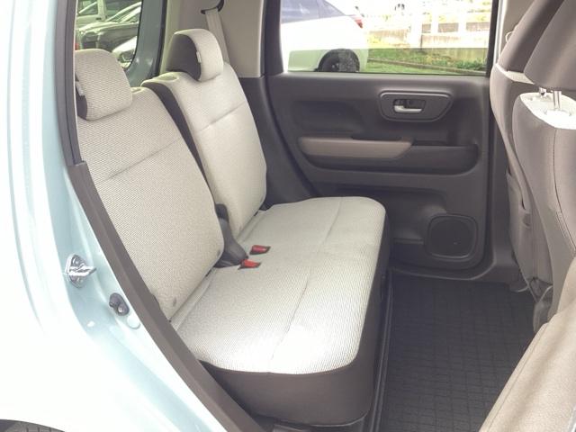 自社整備工場で点検整備をおこなってからお渡ししています。車検が残っている場合は『１２ヶ月点検整備』を、車検整備付きの場合は『車検整備』をおこないます。整備費用は車両本体価格に含まれています。