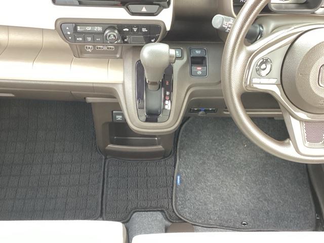 保証期間を１年又は４年間延長することができる「ホッと保証プラス」がございます。しかも距離無制限、購入時しか入れない保証延長プランです。詳細はスタッフにご確認ください。※対象外車両もあります