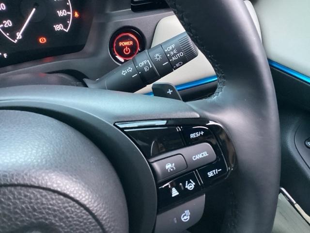 ヴェゼル e:HEVZ・PLaYパッケージ フルセグナビ/ブルートゥース/ホンダコネクト 2トーン ドラレコ(前後) シートヒーター(前席) 全周囲カメラ(フロント/サイド/リア) ホンダセンシング LEDヘッド(36枚目)