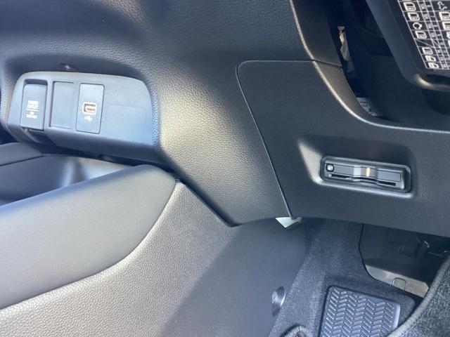 フィット ホームブラックスタイル フルセグナビ/ブルートゥース/ホンダコネクト ドラレコ(前後) ホンダセンシング LEDヘッド(10枚目)