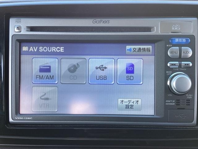 N-ONE プレミアムツアラー・Lパッケージ 4WD ナビ/リアカメラ HIDヘッドライト パドルシフト 純正AW(8枚目)