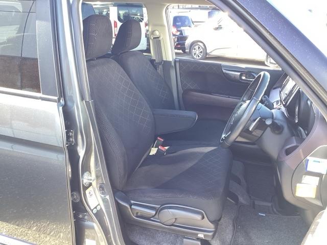 N-ONE プレミアムツアラー・Lパッケージ 4WD ナビ/リアカメラ HIDヘッドライト パドルシフト 純正AW(11枚目)