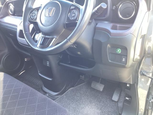 N-ONE プレミアムツアラー・Lパッケージ 4WD ナビ/リアカメラ HIDヘッドライト パドルシフト 純正AW(16枚目)