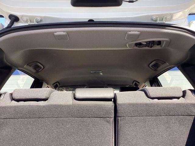 フィット ｅ：ＨＥＶホームブラックスタイル　フルセグナビ／ブルートゥース／ホンダコネクト　　　　　　　　　　　　　　　　　　ドラレコ（前後）　ホンダセンシング　ＬＥＤヘッド　純正ＡＷ（20枚目）