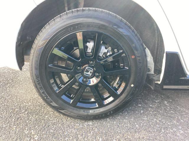 フィット ｅ：ＨＥＶホームブラックスタイル　フルセグナビ／ブルートゥース／ホンダコネクト　　　　　　　　　　　　　　　　　　ドラレコ（前後）　ホンダセンシング　ＬＥＤヘッド　純正ＡＷ（36枚目）