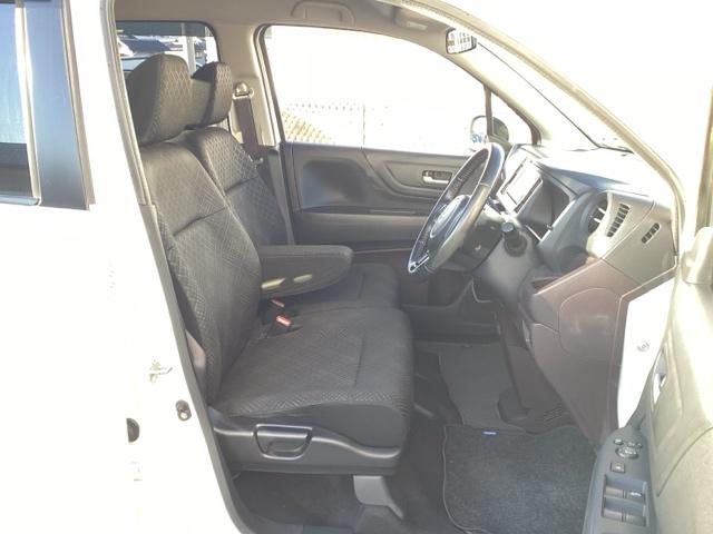 Ｎ－ＷＧＮカスタム Ｇ　ワンセグナビ／ブルートゥース　ＨＩＤヘッドライト　純正ＡＷ（11枚目）