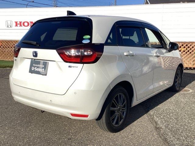 フィット ｅ：ＨＥＶホーム　フルセグナビ／ブルートゥース　　　　　　　　　　　　　　　　　　　　　　　　　　ホンダセンシング　ＬＥＤヘッド　社外ＡＷ（7枚目）