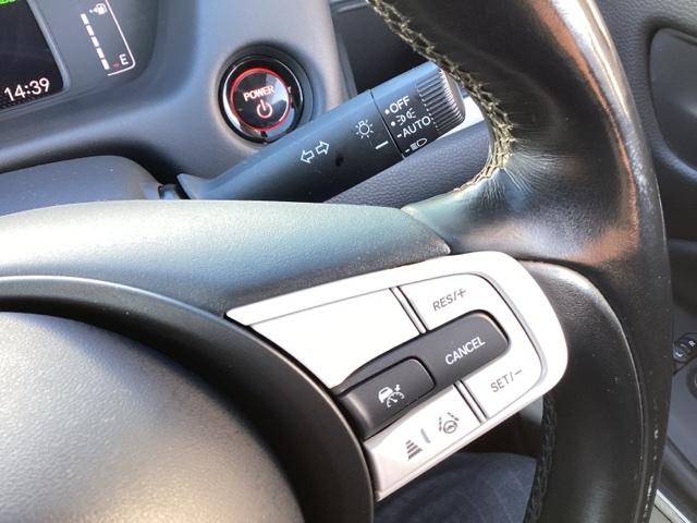 フィット ｅ：ＨＥＶホーム　フルセグナビ／ブルートゥース　　　　　　　　　　　　　　　　　　　　　　　　　　ホンダセンシング　ＬＥＤヘッド　社外ＡＷ（33枚目）