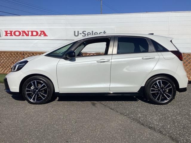 フィット ｅ：ＨＥＶＲＳ　フルセグナビ／ブルートゥース／ホンダコネクト　　　　　　　　　　　　　　　　　　ドラレコ（前後）　ホンダセンシング　ＬＥＤヘッド　純正ＡＷ（42枚目）