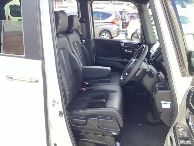 Ｎ－ＢＯＸカスタム Ｌターボ　フルセグナビ／ブルートゥース　　　　　　　　　　　　　　　　　　　　　　　　　　ドラレコ（前後）　シートヒーター　パドルシフト　ホンダセンシング　ＬＥＤヘッド（11枚目）