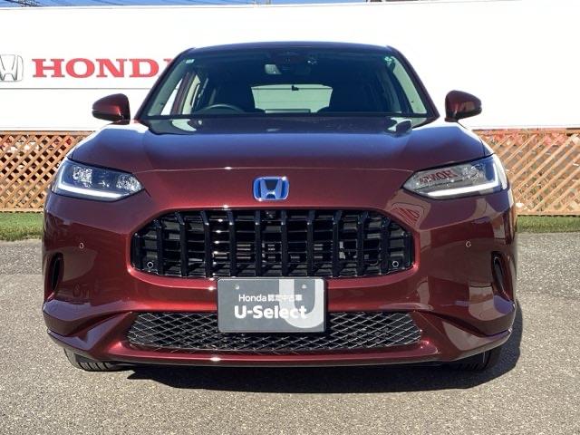 ＺＲ－Ｖ ｅ：ＨＥＶＺ　フルセグナビ／ブルートゥース／ホンダコネクト　　　　　　　　　　　　　　　　　　ドラレコ（前後）　シートヒーター（前席、後席左右）　全周囲カメラ（フロント／サイド／リア）　ホンダセンシング（3枚目）