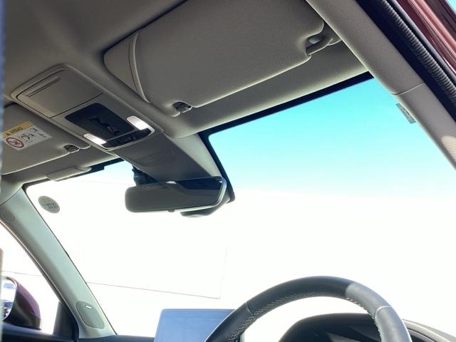 ＺＲ－Ｖ ｅ：ＨＥＶＺ　フルセグナビ／ブルートゥース／ホンダコネクト　　　　　　　　　　　　　　　　　　ドラレコ（前後）　シートヒーター（前席、後席左右）　全周囲カメラ（フロント／サイド／リア）　ホンダセンシング（36枚目）