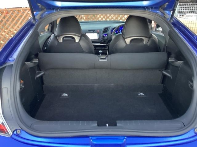 ＣＲ－Ｚ αドレストレーベルＩＩＩ　ワンセグナビ／ブルートゥース　　　　　　　　　　　　　　　　　　　　　　　　　　ＨＩＤヘッド　スマートキー　純正ＡＷ（16枚目）