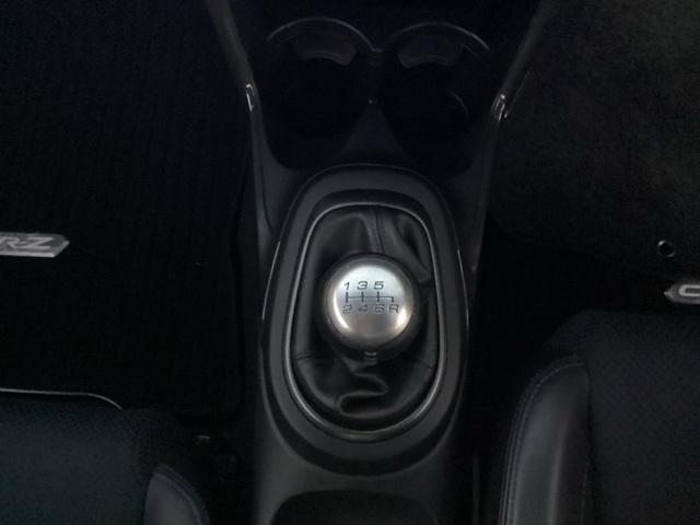 ＣＲ－Ｚ αドレストレーベルＩＩＩ　ワンセグナビ／ブルートゥース　　　　　　　　　　　　　　　　　　　　　　　　　　ＨＩＤヘッド　スマートキー　純正ＡＷ（22枚目）