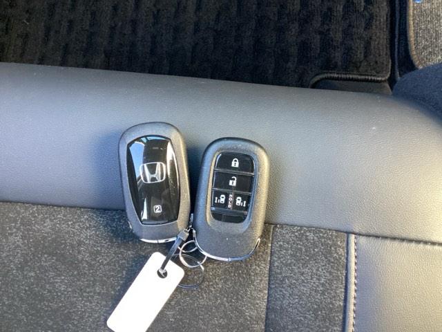 N-BOXカスタム ターボ フルセグナビ/ブルートゥース/ホンダコネクト ドラレコ(前後) シートヒーター(前席) パドルシフト ホンダセンシング LEDヘッド(21枚目)