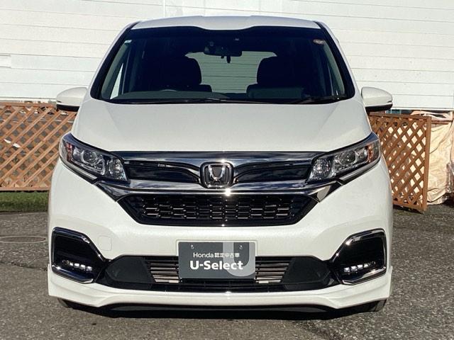 フリードハイブリッド ハイブリッド・Ｇホンダセンシング　フルセグナビ／ブルートゥース　　　　　　　　　　　　　　　　　　　　　　　　　　ドラレコ（前後）　シートヒーター（前席）　純正エンスタ　ルーフモニター　ホンダセンシング　ＬＥＤヘッド（3枚目）