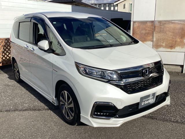 フリードハイブリッド ハイブリッド・Ｇホンダセンシング　フルセグナビ／ブルートゥース　　　　　　　　　　　　　　　　　　　　　　　　　　ドラレコ（前後）　シートヒーター（前席）　純正エンスタ　ルーフモニター　ホンダセンシング　ＬＥＤヘッド（4枚目）